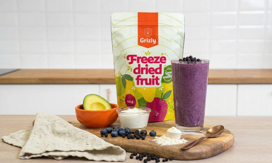 Rețetă smoothie proteic cu afine Grizly