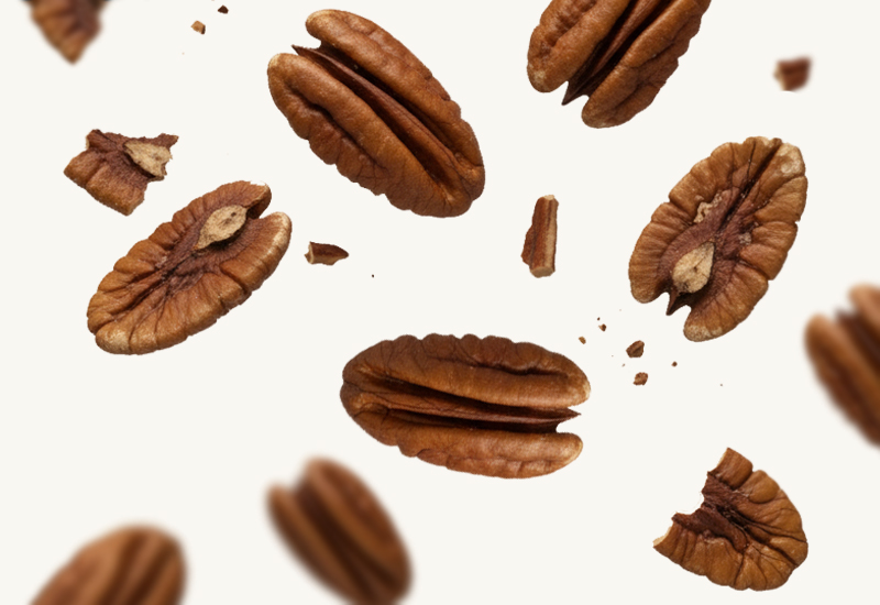 Sticlă de ketchup și roșii