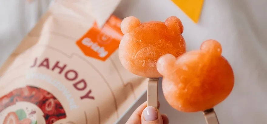 Înghețată de casă cu fructe liofilizate