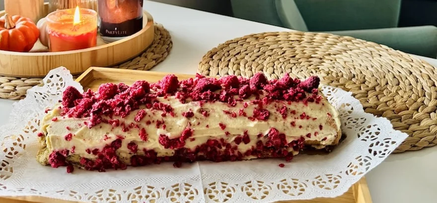 Ruladă cu fistic fără gluten