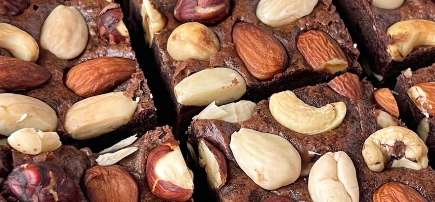 Brownies vegane cu nuci