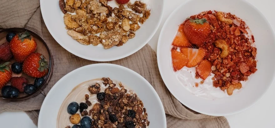 Cum să pregătești o granola sănătoasă? Ce trebuie să conțină?