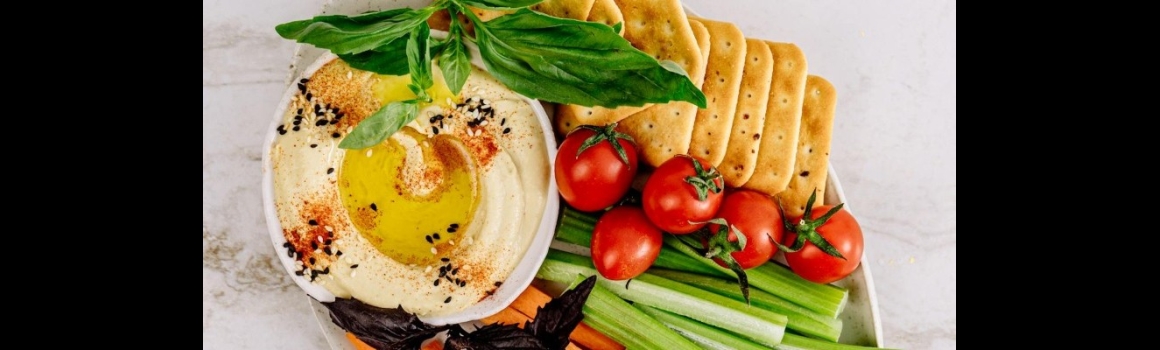 Vinegretă, dressinguri și sosuri de casă: Rețete de la Grizly pe care le vei îndrăgi vara aceasta