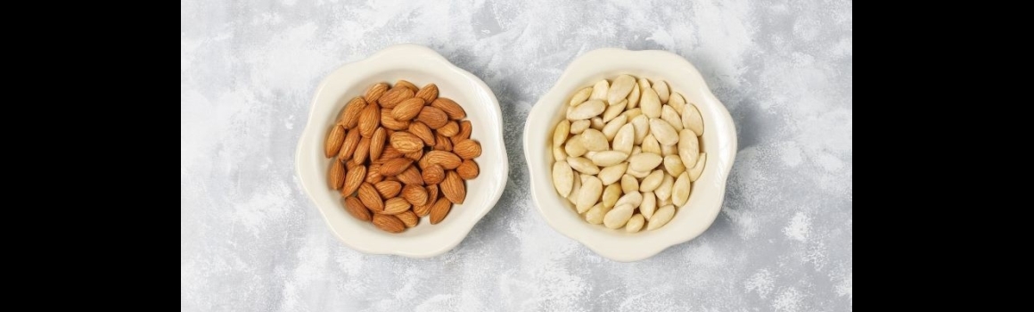 Sfaturi și trucuri despre cum să decojești cel mai bine migdalele