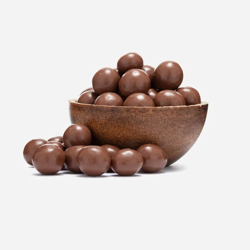 Alune de pădure în înveliș de ciocolată cu lapte