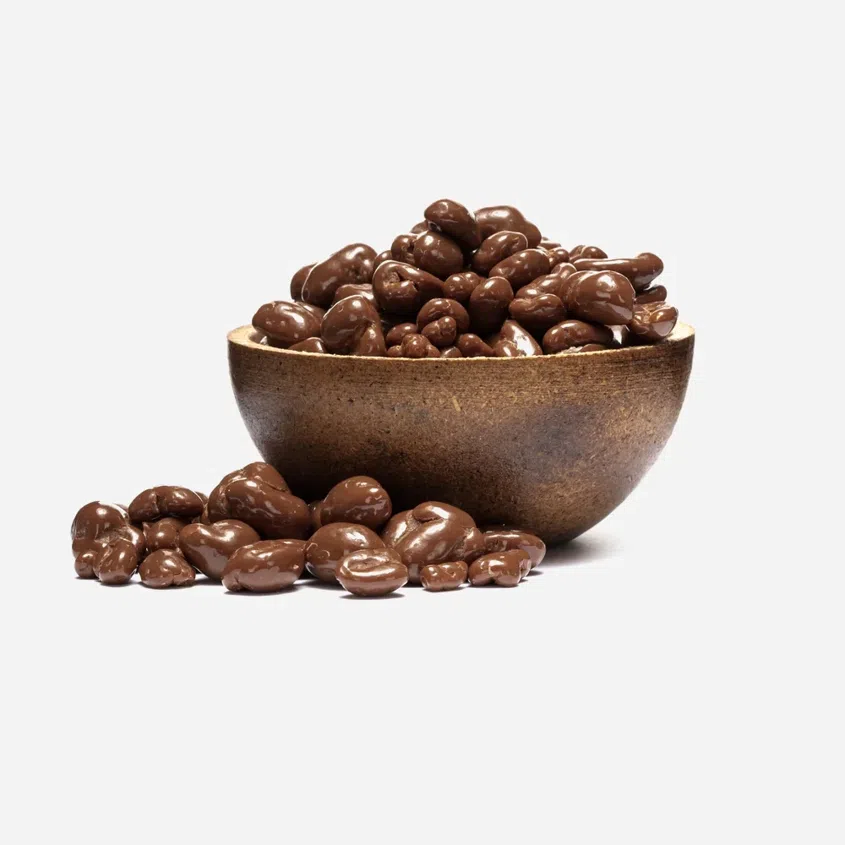 Arahide în înveliș de ciocolată cu lapte