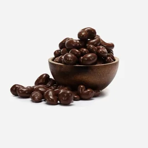 Caju în înveliș de ciocolată cu lapte