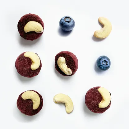 Coșulețe Lyo cu afine și caju