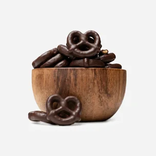 Covrigei fără gluten în ciocolată amăruie