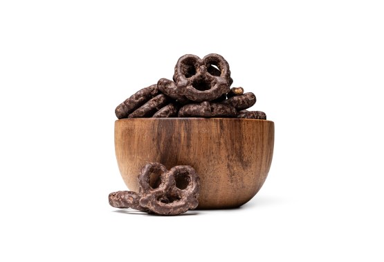 Covrigei fără gluten în ciocolată amăruie