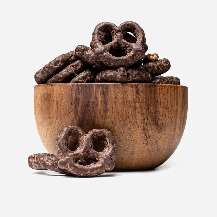 Covrigei fără gluten în ciocolată amăruie