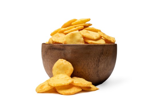 Crackers din porumb cu aromă de brânză