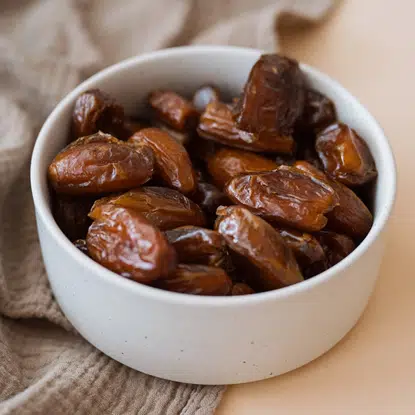 Curmale uscate cu sâmbure