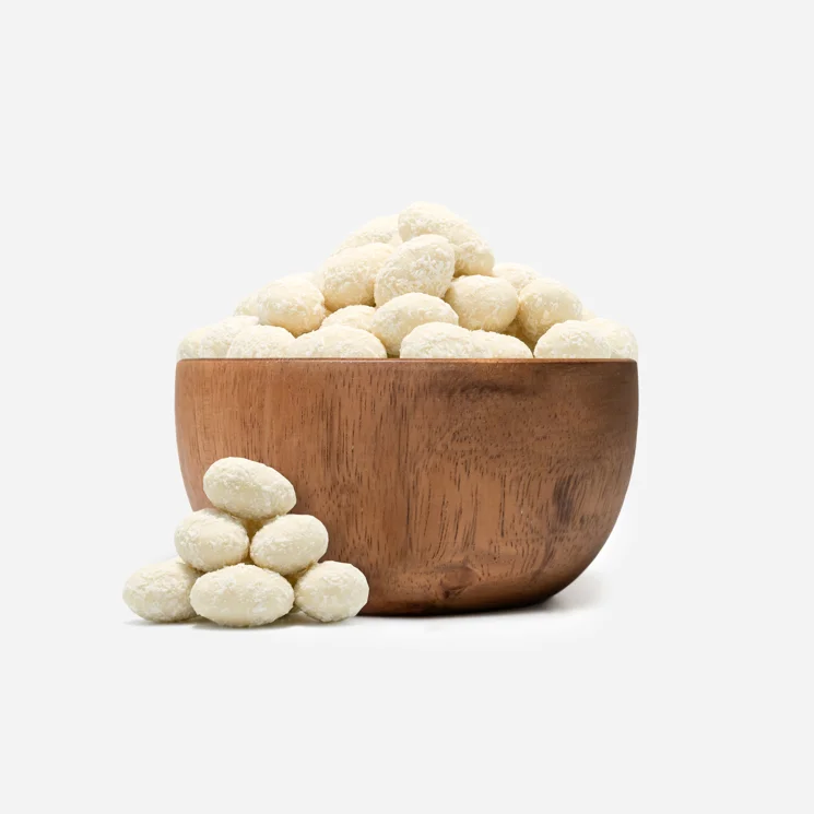 Migdale în ciocolată albă cu nucă de cocos