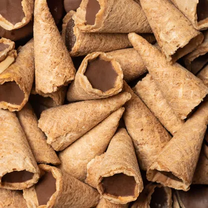 Mini cornete cu caramel sărat